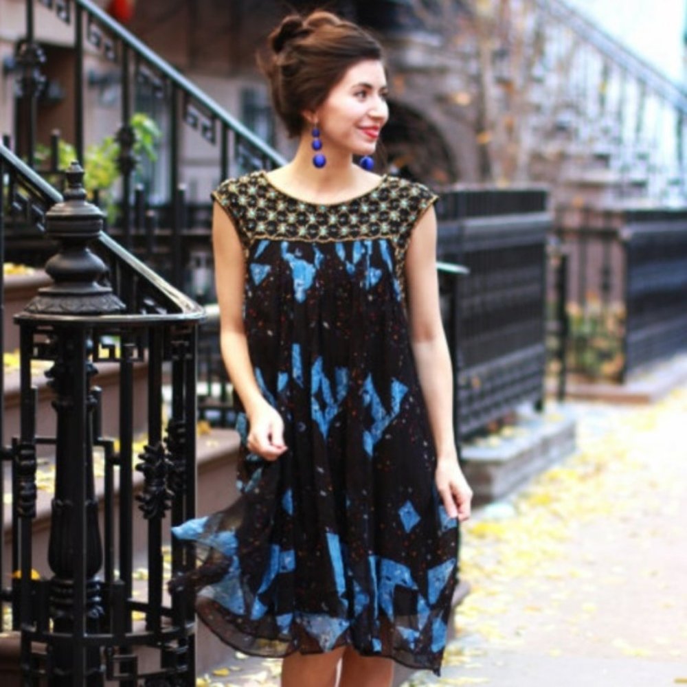 ANTHROPOLOGIE Lydia Silk Beaded Swing Dress {Y23}